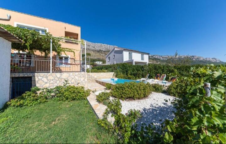 Apartman Marinovic Kaštela Exteriör bild
